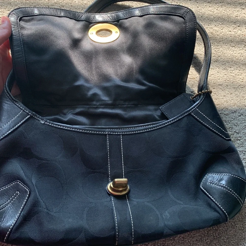 Purse - Picture 3 of 7